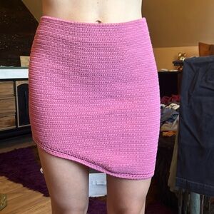 Zara pink knit a systematical skirt.